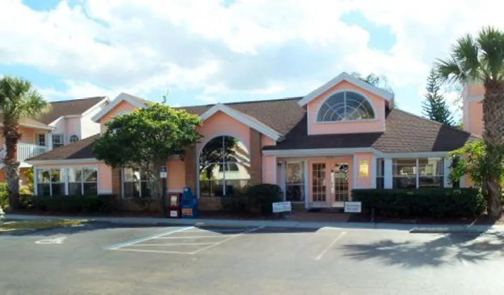 Mickey's Paradise hotel hero