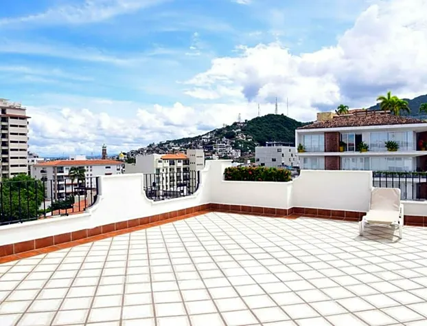 Hotel Eloisa - Near Playa de los Muertos hotel detail image 4