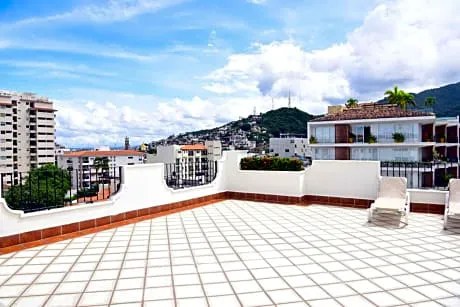 Hotel Eloisa - Near Playa de los Muertos hotel detail image 3