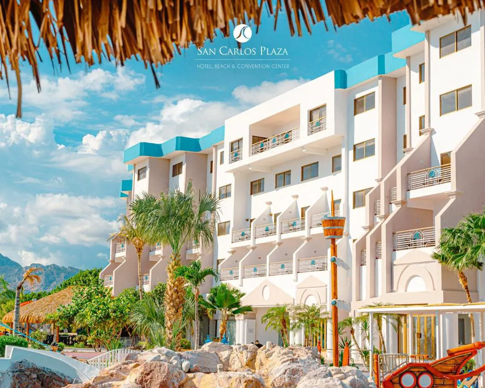 Hotel San Carlos Plaza hotel hero