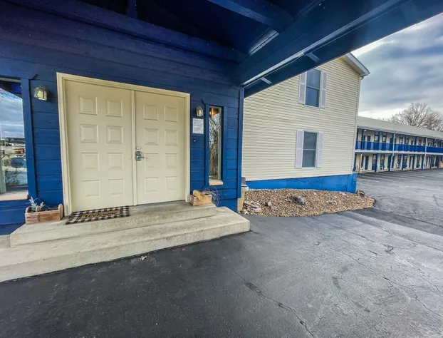 Scottish Inns Osage Beach hotel detail image 1