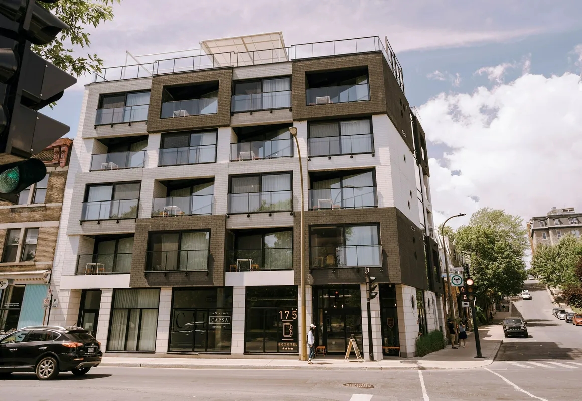 Boxotel Montreal hotel hero