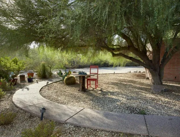 Cactus Cove hotel detail image 2