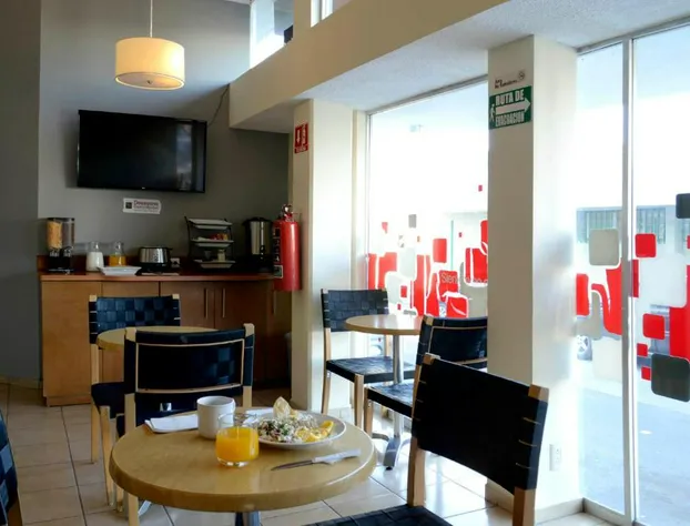 Hotel Mateos 1215 hotel detail image 3