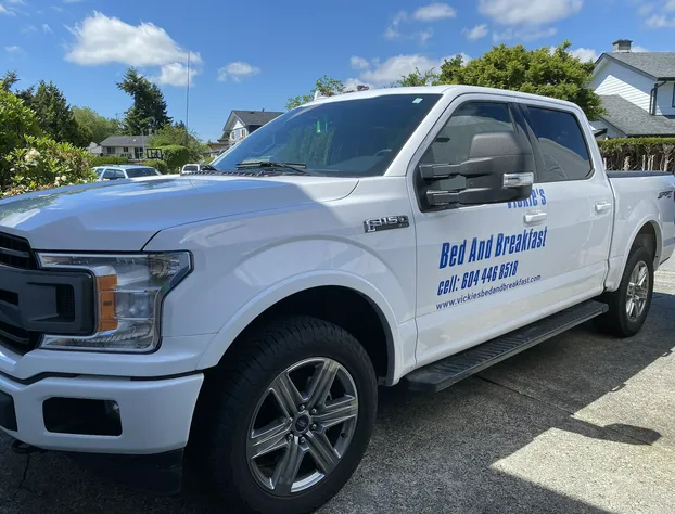 Richmond Vancouver Airport Comfy Home hotel detail image 3