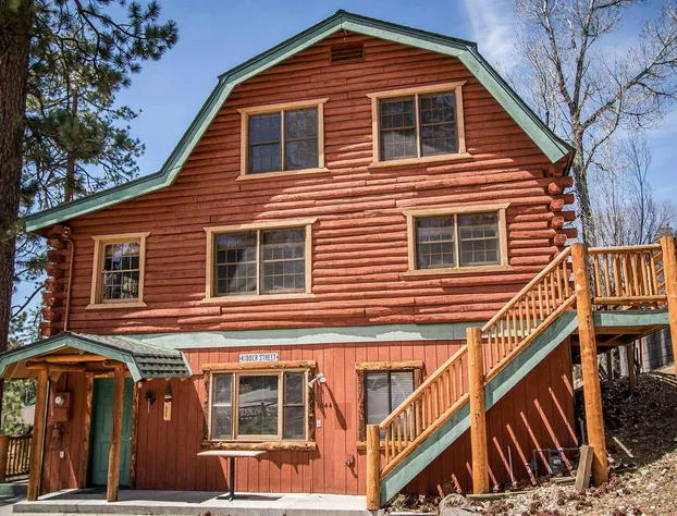 Bear Lodge #1541 hotel detail image 1