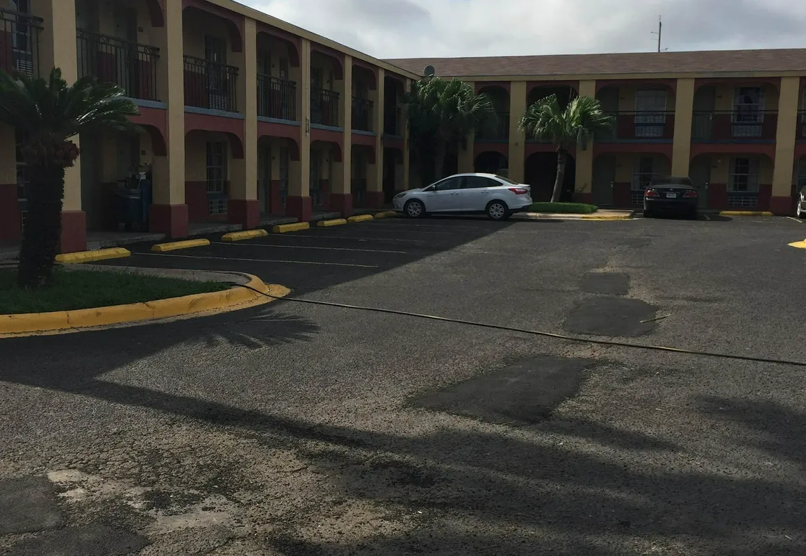 Executive Inn Mercedes Weslaco hotel hero