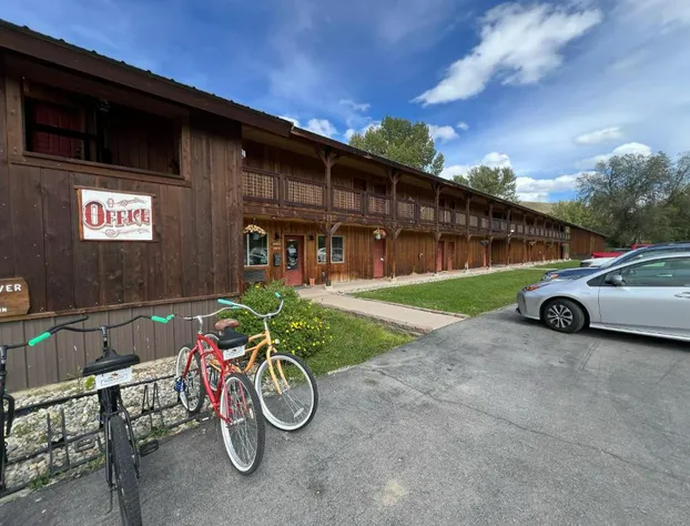 Methow River Lodge & Cabins hotel detail image 1