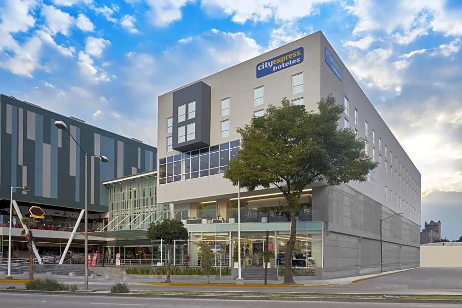 City Express by Marriott Ciudad De México La Raza hotel hero