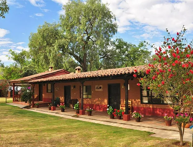 Villa Patzcuaro Garden Hotel & RV Park hotel detail image 2