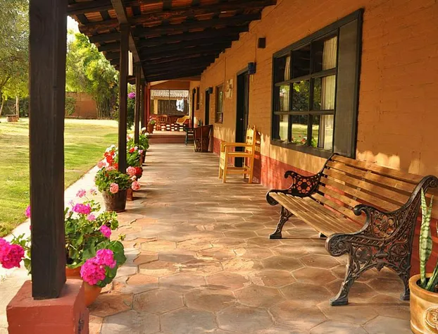 Villa Patzcuaro Garden Hotel & RV Park hotel detail image 1