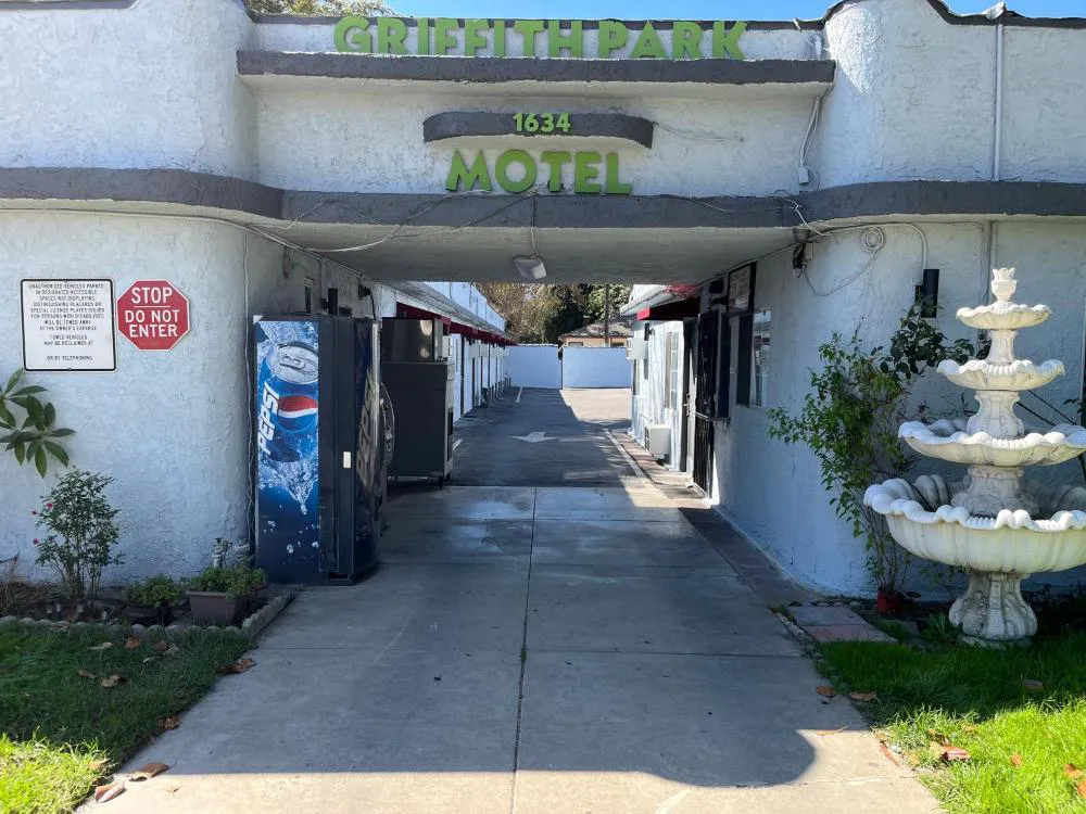 Griffith Park Motel - LA Hollywood Area hotel hero