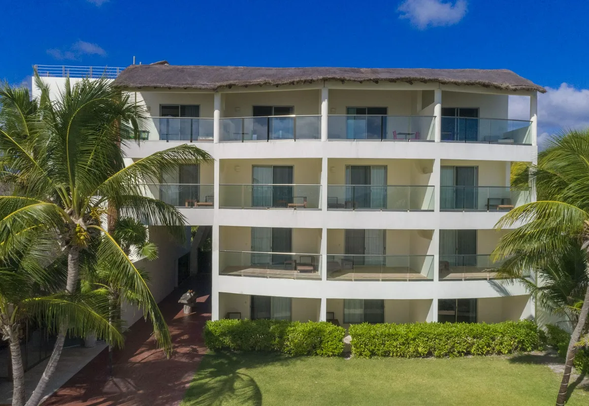 Casa del Puerto by MIJ - Beachfront Hotel hotel hero