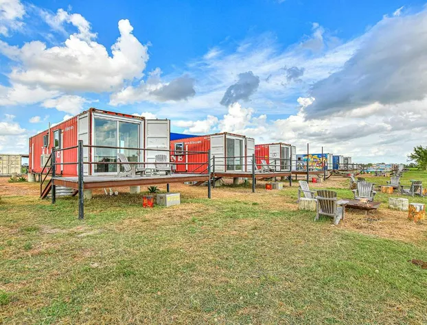 Flophouze Shipping Container Hotel hotel detail image 2