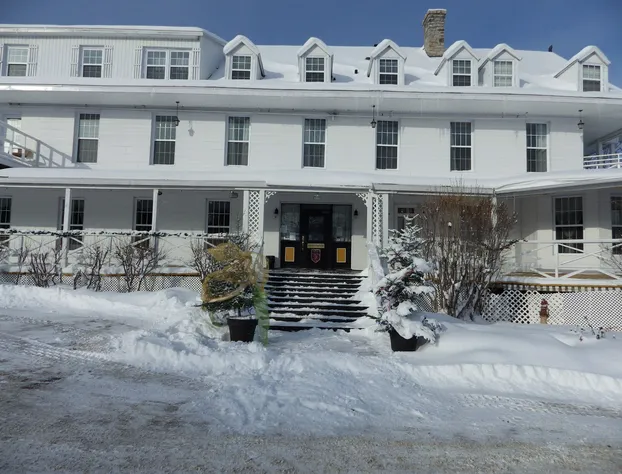 Le Manoir Charlevoix hotel detail image 1