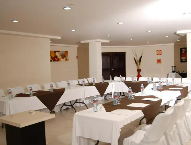 Wyndham Garden Aguascalientes Hotel & Casino hotel detail image 3