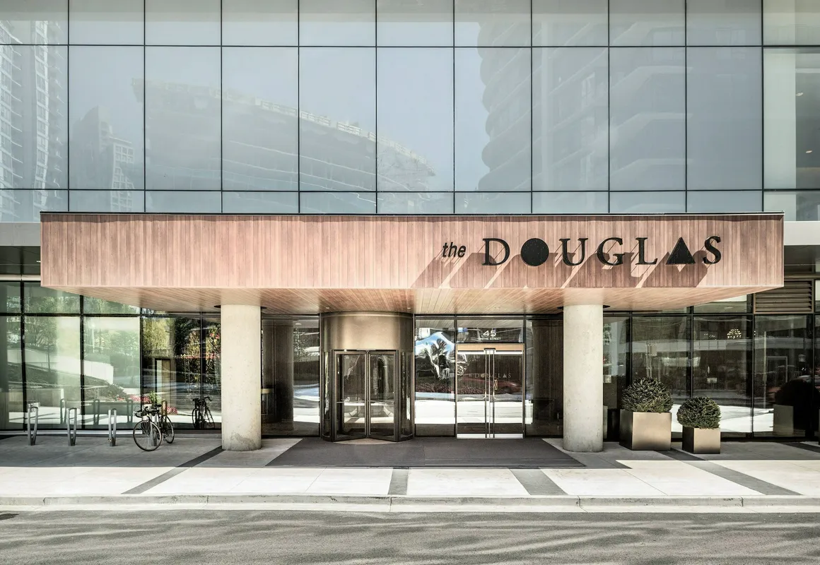the DOUGLAS, Autograph Collection hotel hero