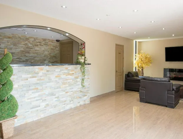 Red Maple inn and suites hotel detail image 2