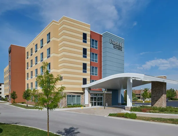 Fairfield Inn & Suites by Marriott Chicago O'Hare hotel detail image 1
