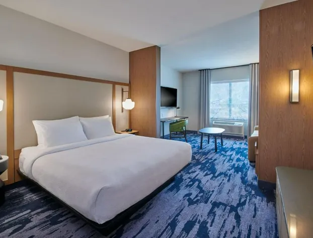 Fairfield Inn & Suites by Marriott Chicago O'Hare hotel detail image 2