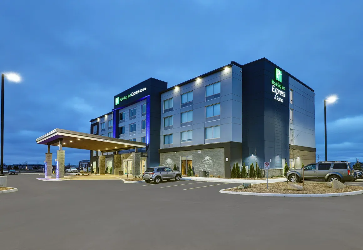 Holiday Inn Express & Suites Port Elgin by IHG hotel hero