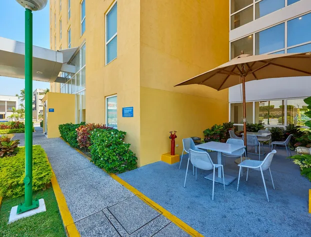 City Express by Marriott Manzanillo hotel detail image 2