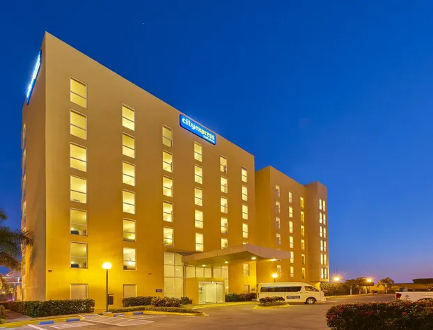 City Express by Marriott Manzanillo hotel detail image 1