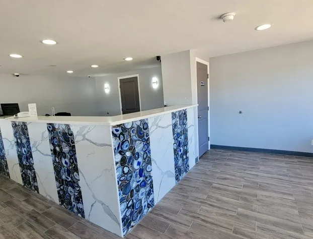 Budget Inn & Suites hotel detail image 2