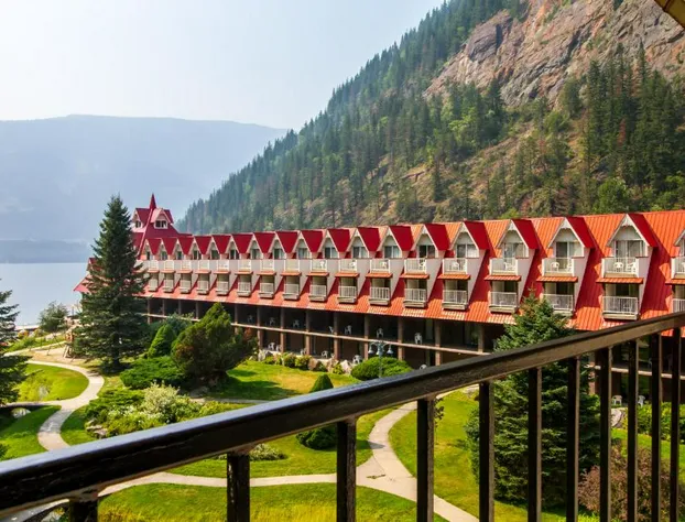 Three Valley Lake Chateau hotel detail image 2