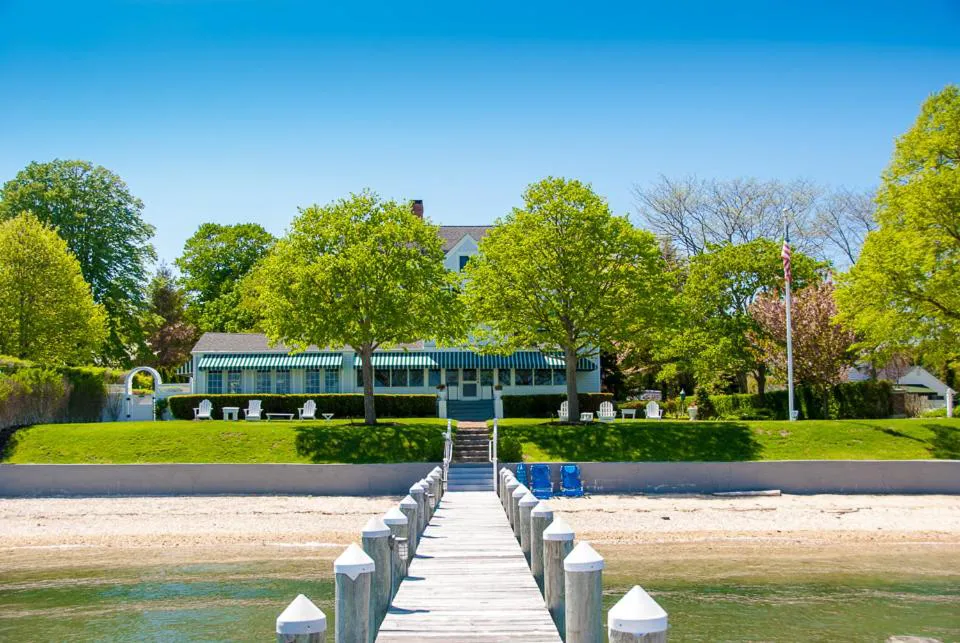 Harbor Knoll Bed & Breakfast hotel hero