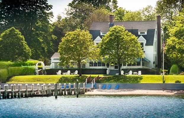 Harbor Knoll Bed & Breakfast hotel detail image 2