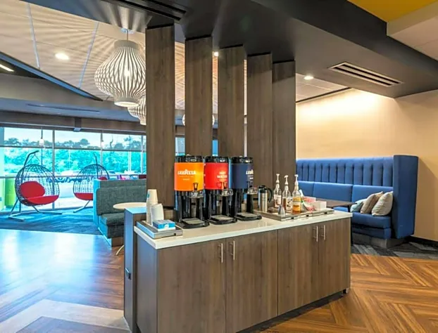 Tru by Hilton Seneca Clemson hotel detail image 4