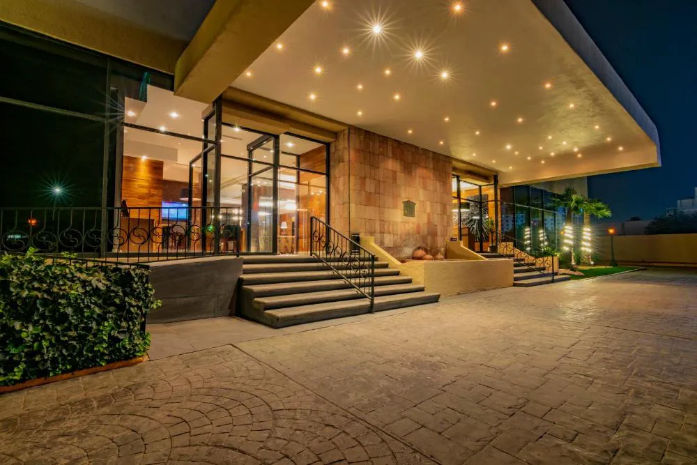 Hotel Lucerna Ciudad Juarez hotel hero