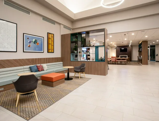 Holiday Inn Glendale - Stadium & Ent Dist by IHG hotel detail image 3