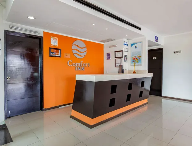 Comfort Inn Cancun Aeropuerto hotel detail image 2