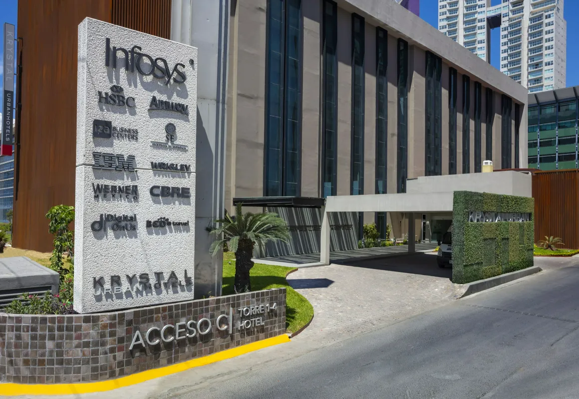 Krystal Urban Monterrey San Jerónimo hotel hero