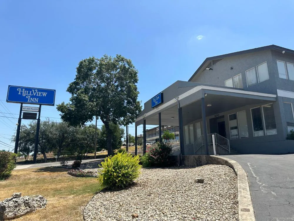 Home Suites Hill Country hotel hero