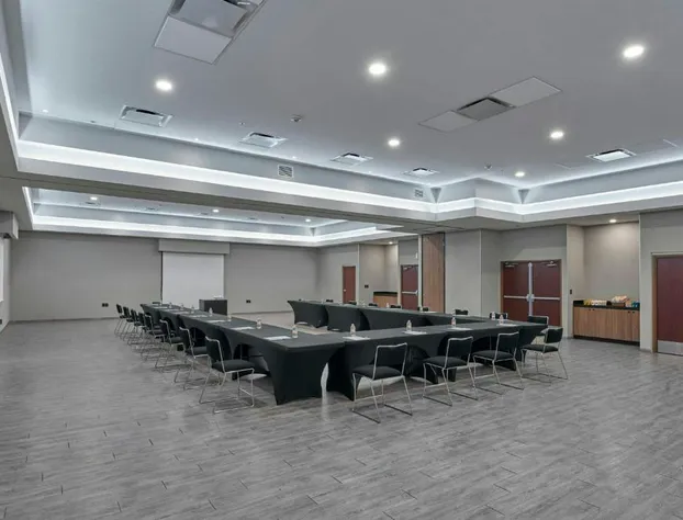 City Express by Marriott Celaya Galerias hotel detail image 1