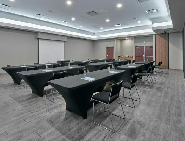 City Express by Marriott Celaya Galerias hotel detail image 2