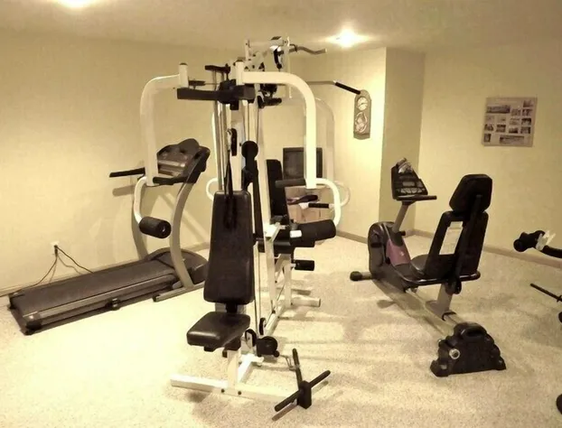 Cold Moon Farm Bed & Breakfast LLC hotel detail image 2