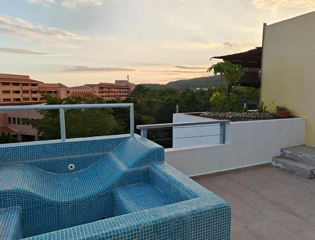 Hotel Plaza Huatulco Bungalows hotel detail image 3