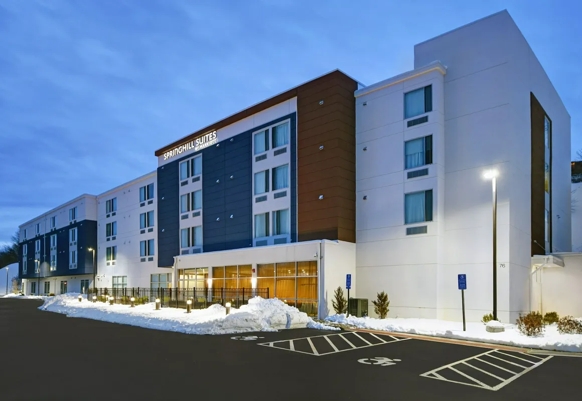 Springhill Suites by Marriott Hartford Cromwell hotel hero