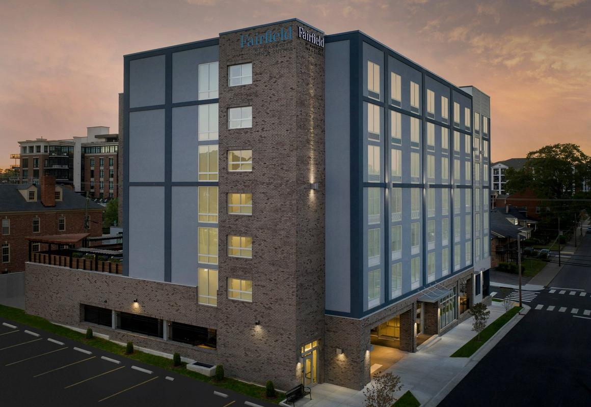 Fairfield Inn & Suites by Marriott Nashville near Vanderbilt hotel hero