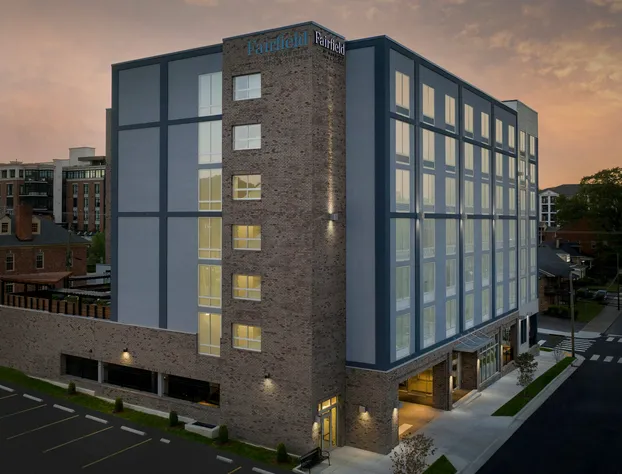 Fairfield Inn & Suites by Marriott Nashville near Vanderbilt hotel detail image 1