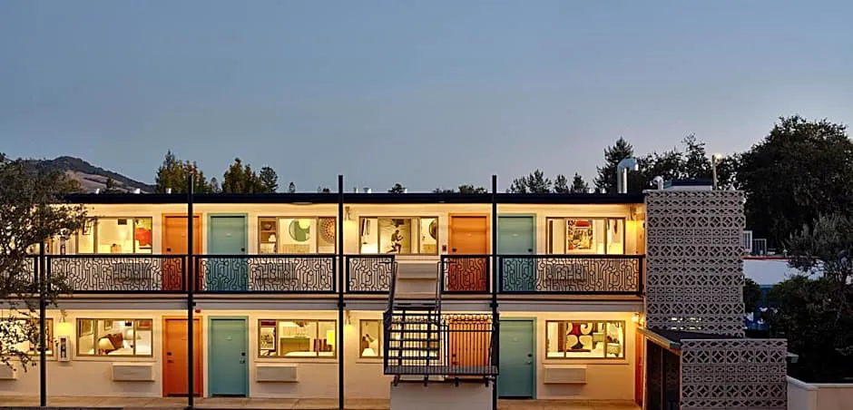 The Astro hotel hero