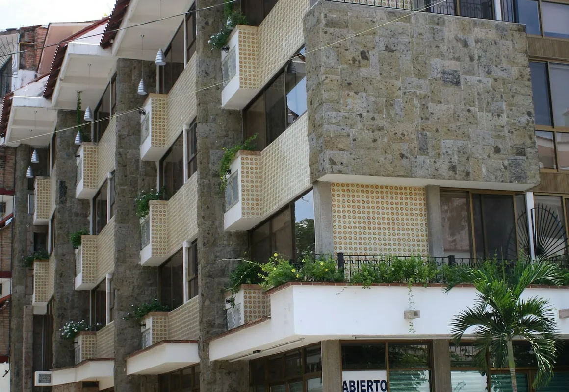 Hotel Porto Allegro - Near Malecon hotel hero