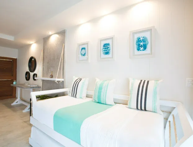 EL PEZ a COLIBRI BOUTIQUE HOTELS hotel detail image 4