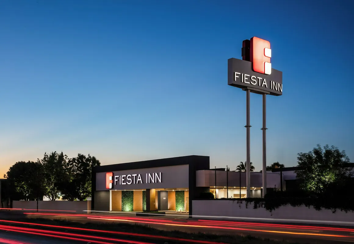 Fiesta Inn San Luis Potosi Glorieta Juarez hotel hero