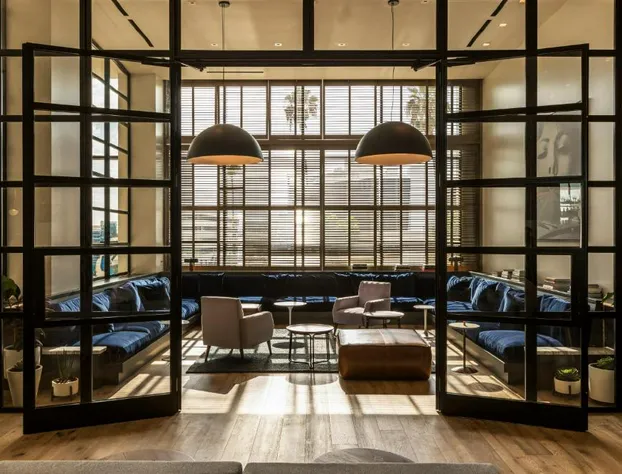 Kimpton Everly Hotel Hollywood by IHG hotel detail image 2