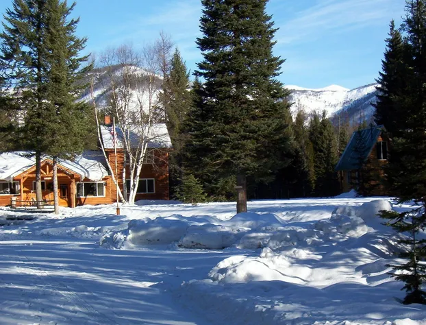 Smoky Bear Ranch Bed & Breakfast & Cabins hotel detail image 2